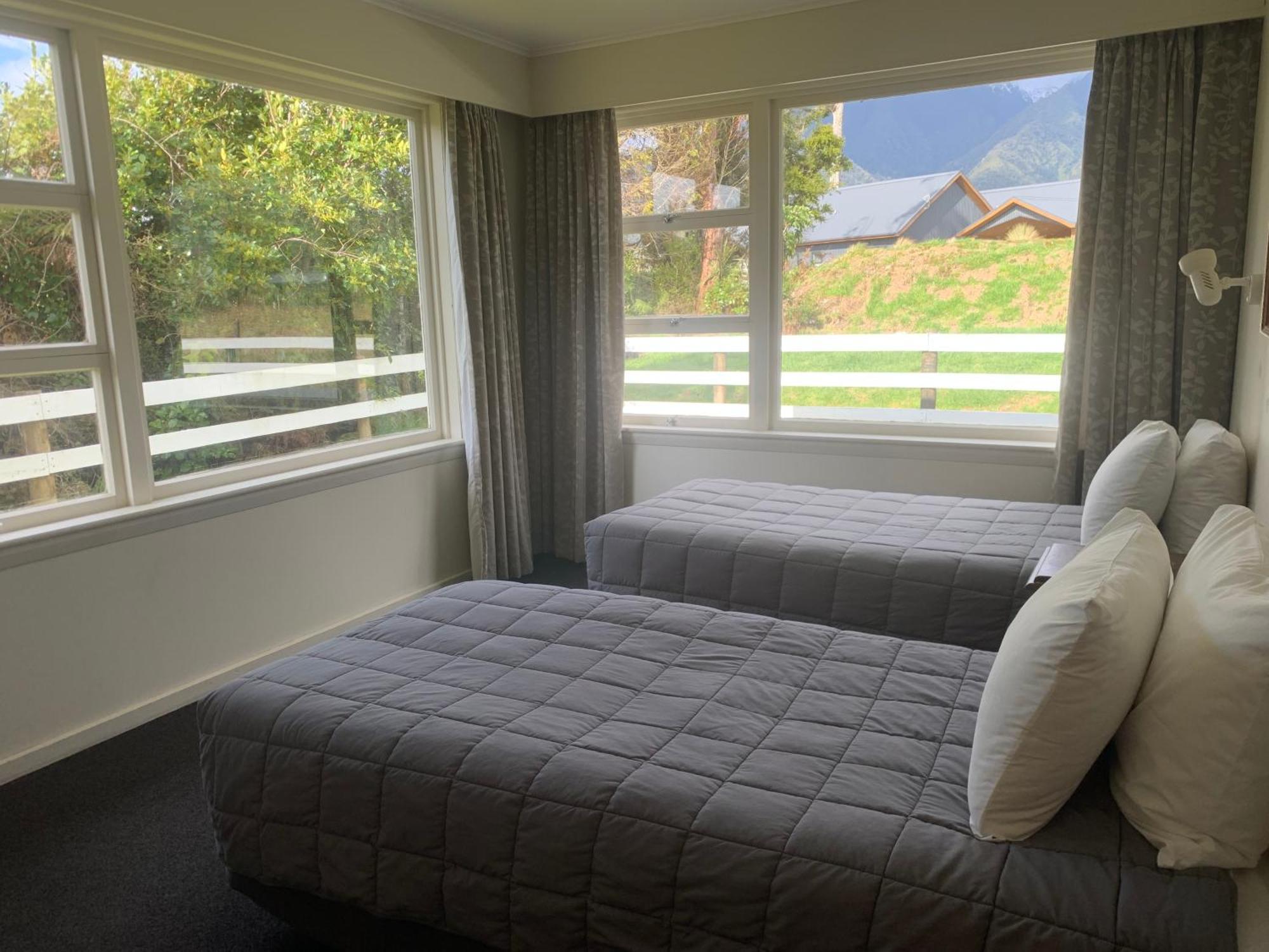 Mt Cook View Motel - Fox Glacier Kültér fotó