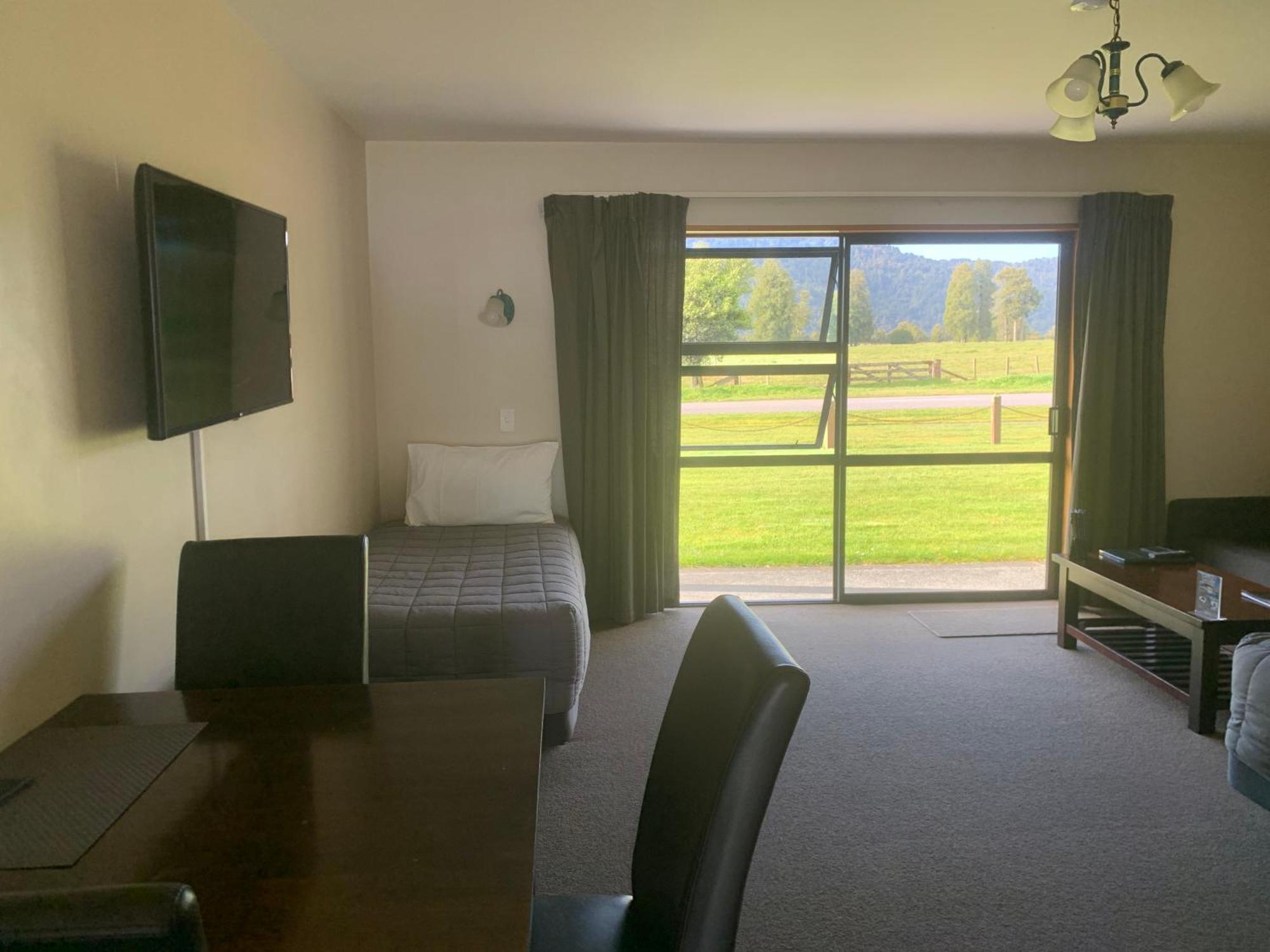 Mt Cook View Motel - Fox Glacier Kültér fotó