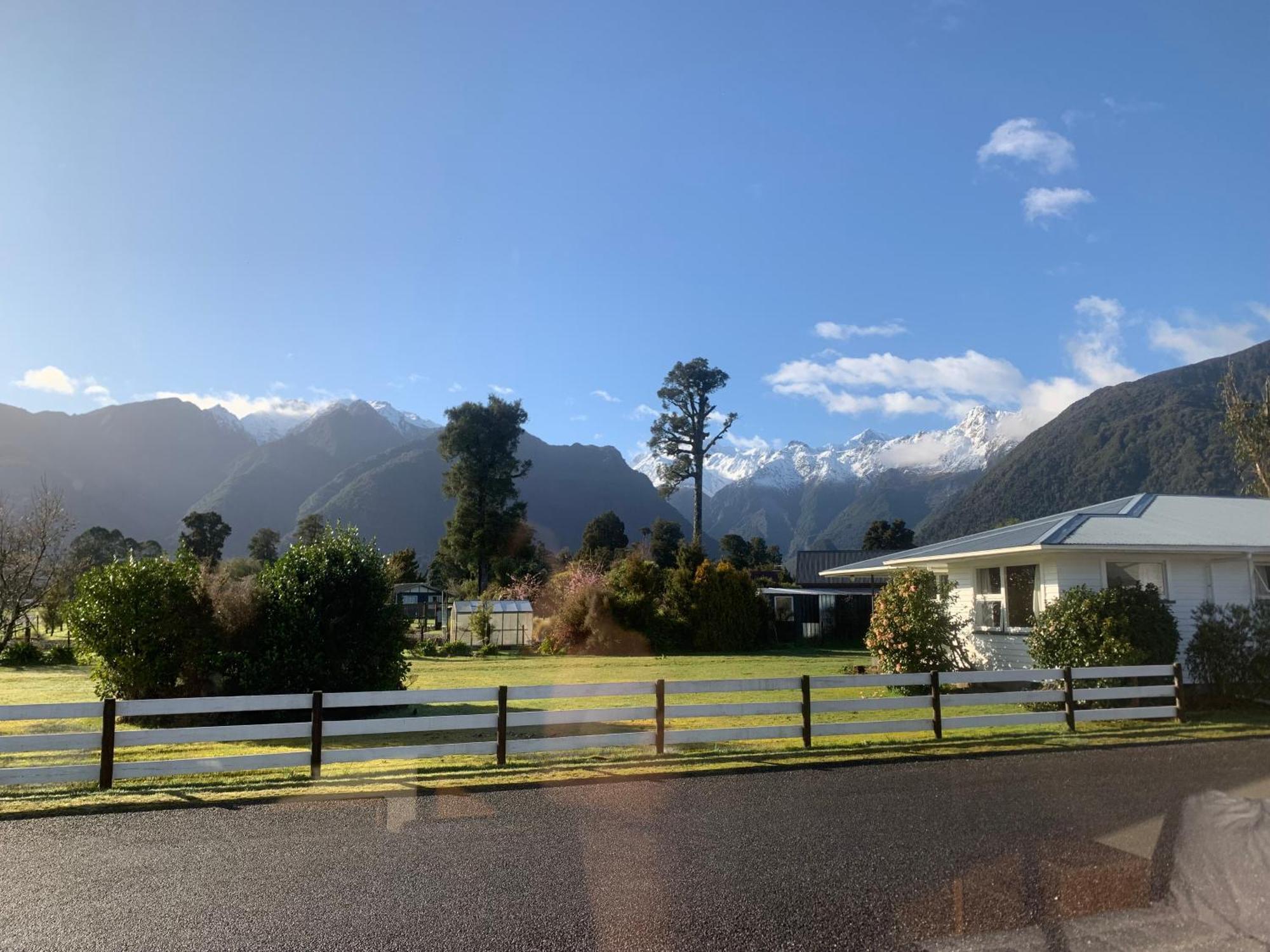 Mt Cook View Motel - Fox Glacier Kültér fotó