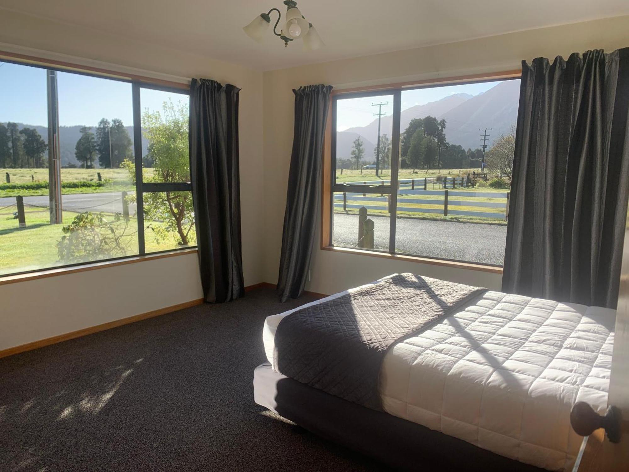 Mt Cook View Motel - Fox Glacier Kültér fotó